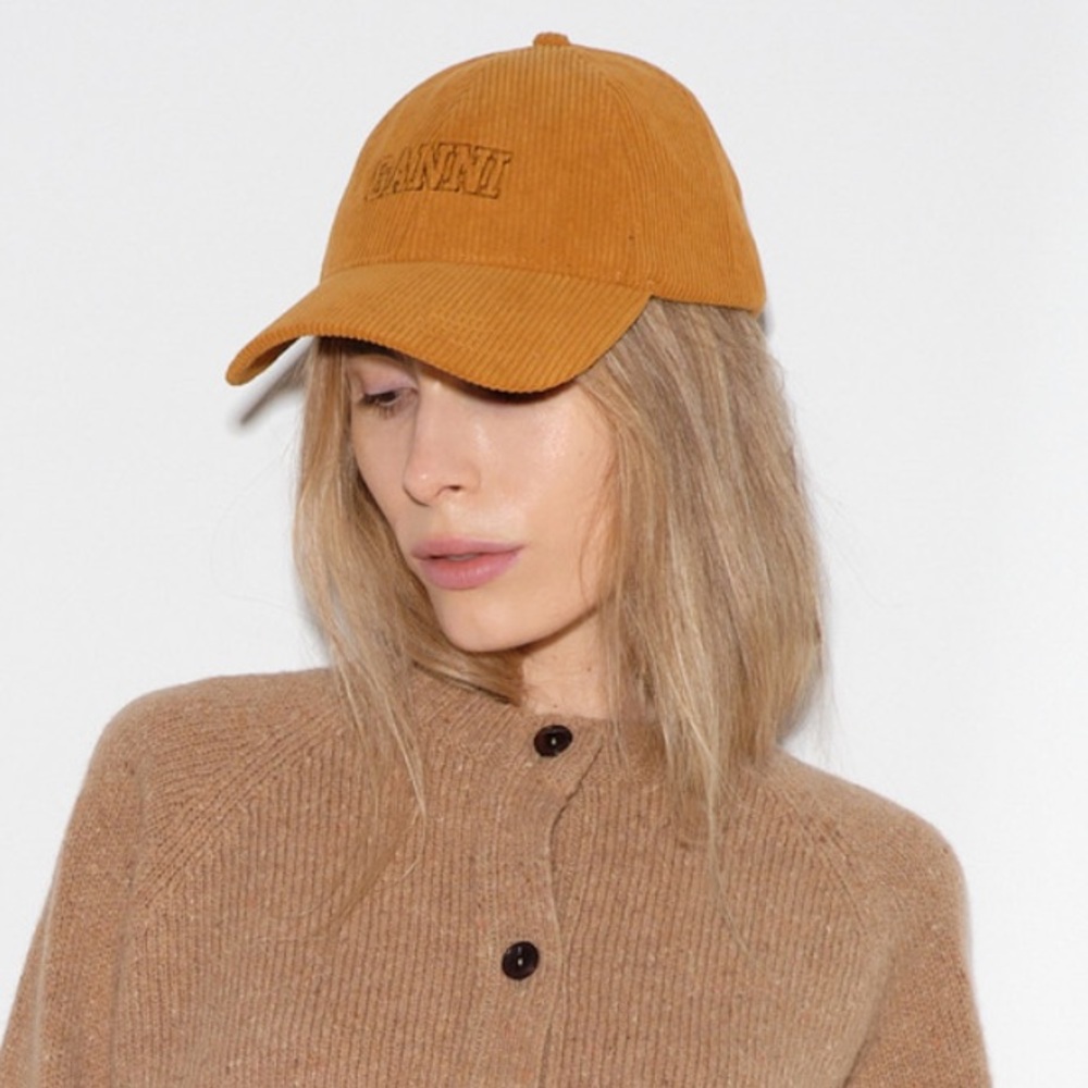 GANNI baseball hat cap in sand NWT